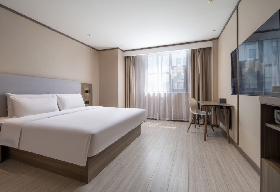  Hotel Overview
