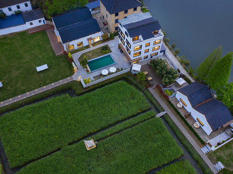 长兴汀涧民宿(龙之梦大道店)