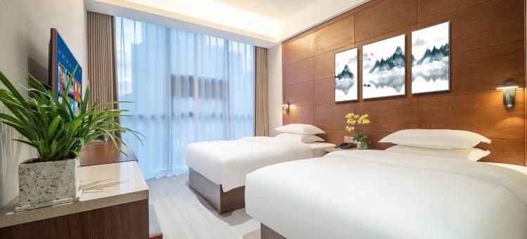 云上四季酒店(贵阳北站世纪城店)图片