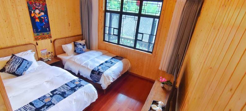 云冰山浆洞客栈图片