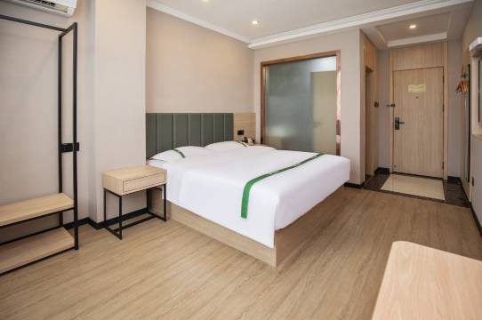 格林豪泰(无为汽车西站店)