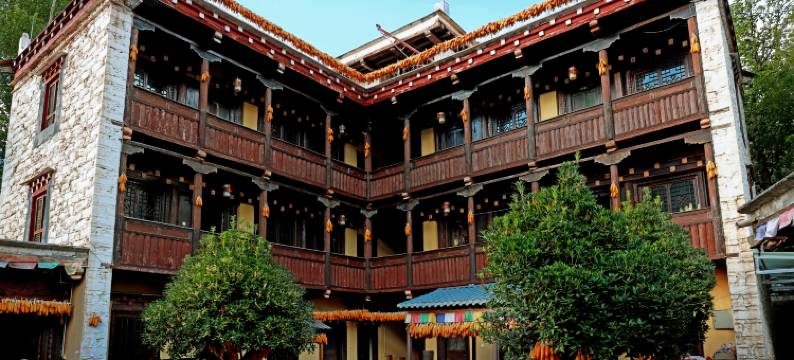 丹巴吉波尚墨风情酒店(中路藏寨店)图片