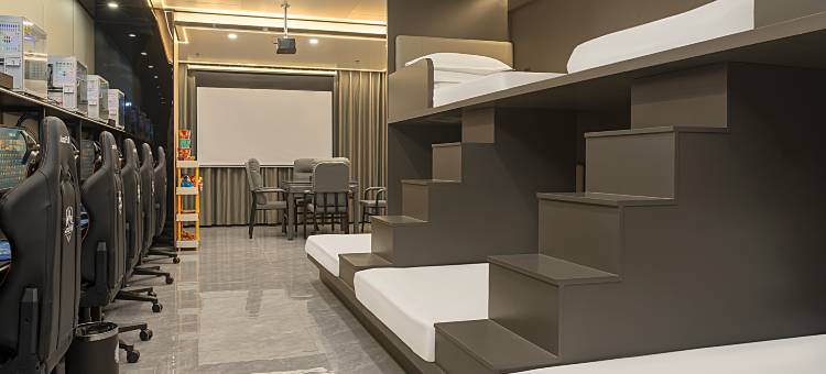 粤塔电竞酒店(衡阳蒸湘万达广场店)图片