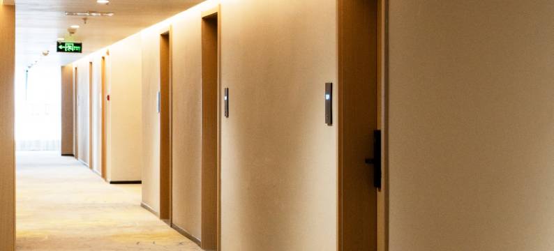 元品酒店(贵阳白云区积水潭医院店)图片