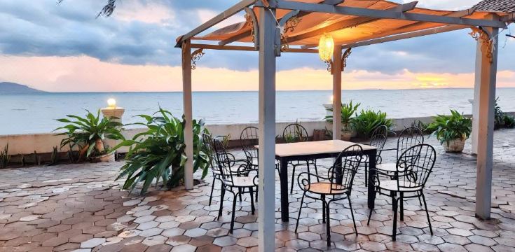 Nataya Round House Coral Bay Resort Hotel Overview