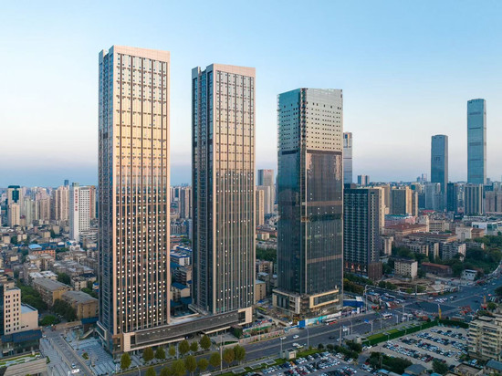 铂斯顿江景酒店(潮宗街培元桥地铁站店)