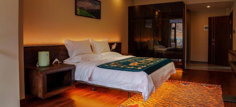 夏河嘎顿庄园图片