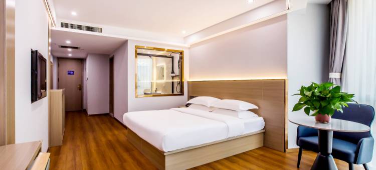 华庭酒店(平泉中心广场店)图片