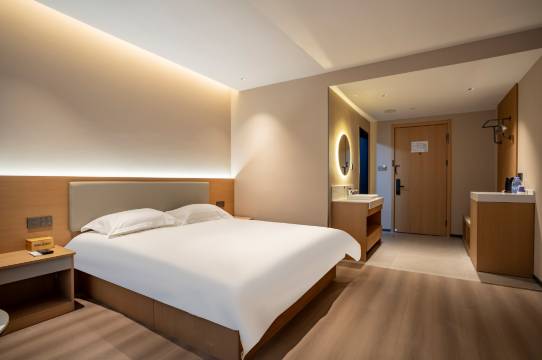 如家派柏·云酒店(泰安灵山大街店)