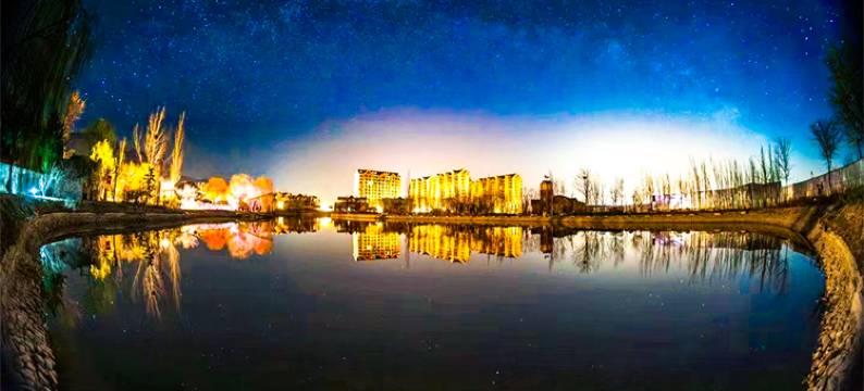 叁叁谷雨酒店(奥伦达原乡美利坚店)图片