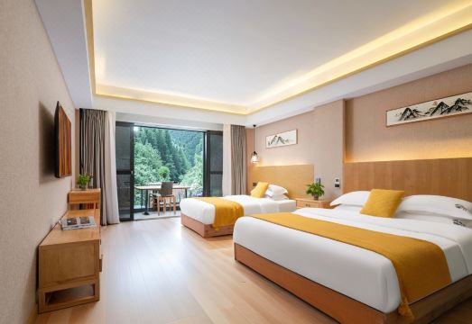 望山居·DreamHome设计师观景美宿（梵净山景区东门店）外景图