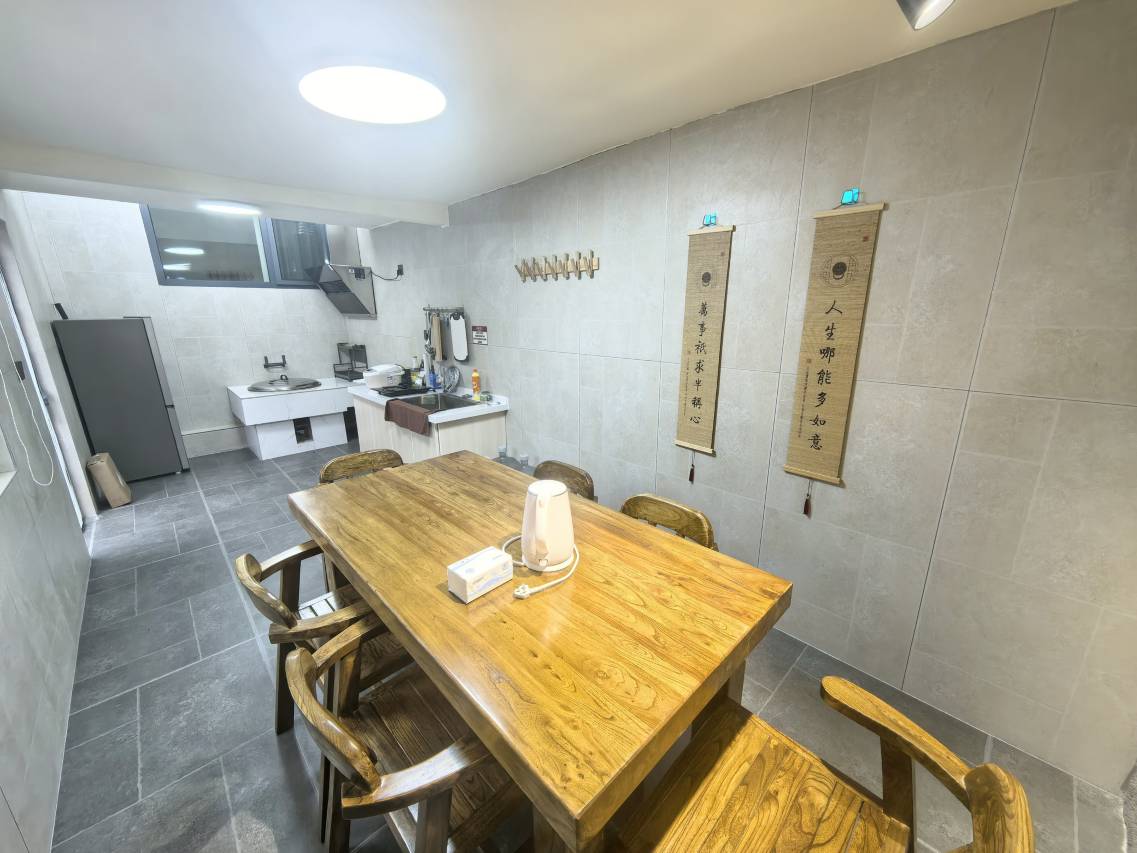 荣成潮生阁海景民宿(西霞口动物园成山头风景区店)图片
