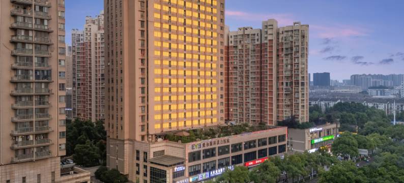 如佳酒店(武汉光谷广场地铁站民族大学店)图片