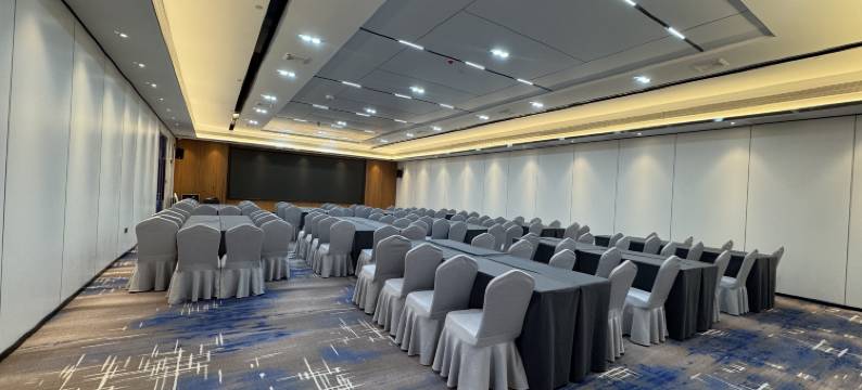 H水晶酒店(西安站地铁站店)图片