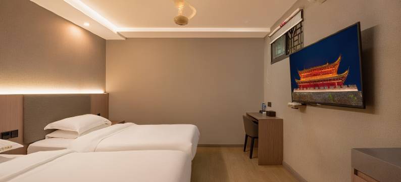 时光漫居酒店(衢州国金中心水亭门店)图片