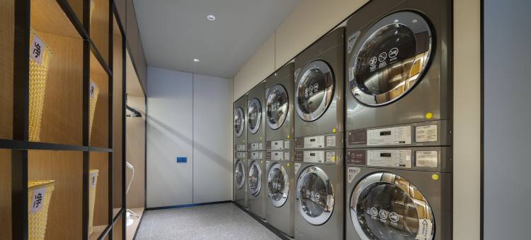 延吉延边大学网红墙梨花路亚朵酒店图片