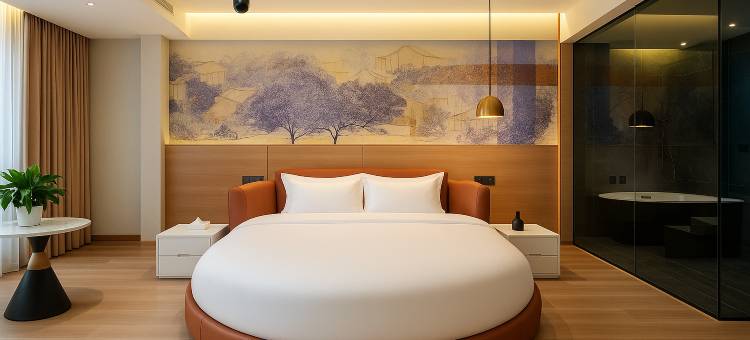 建水古城·云上邻栖｜CinemaBathtub酒店(建水古城朝阳楼店)图片