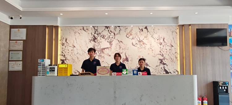 派酒店(青岛火车站店)图片