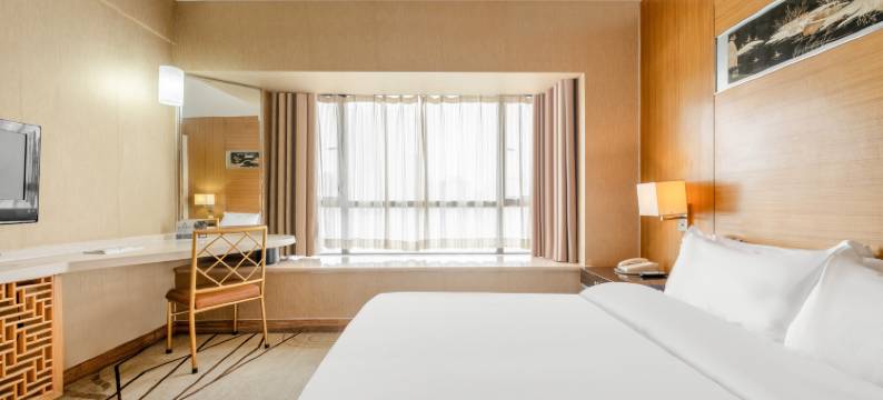 颐和宫大酒店(西安小寨吉祥村地铁站店)图片