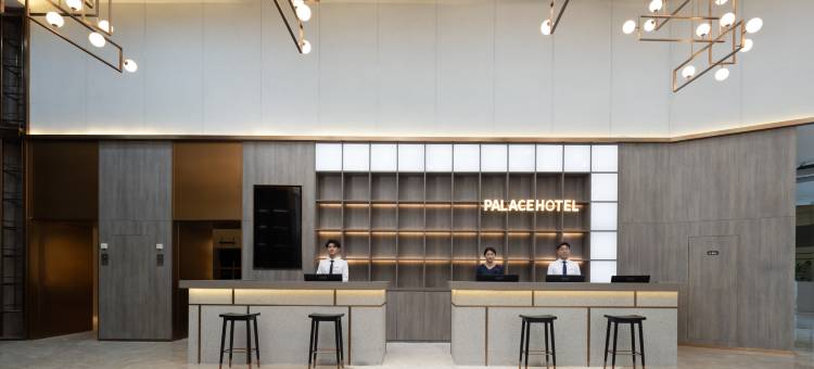 朗丽兹酒店(天津五大道小白楼地铁站店)图片