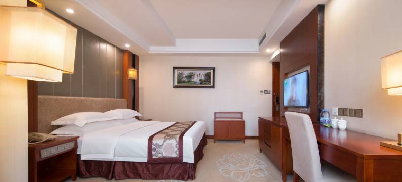 长沙张家界酒店(烈士公园东地铁站店)图片