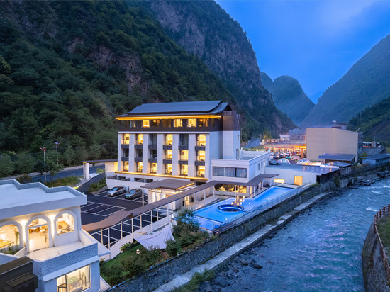翡丽私汤别院(毕棚沟景区理小路店)