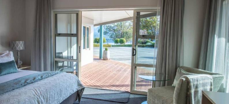 雷德福德湖上汽车旅馆(Radfords on the Lake)图片