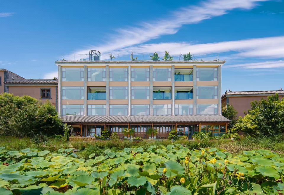 Fuxian Lake Xiake Yunqi Homestay over view