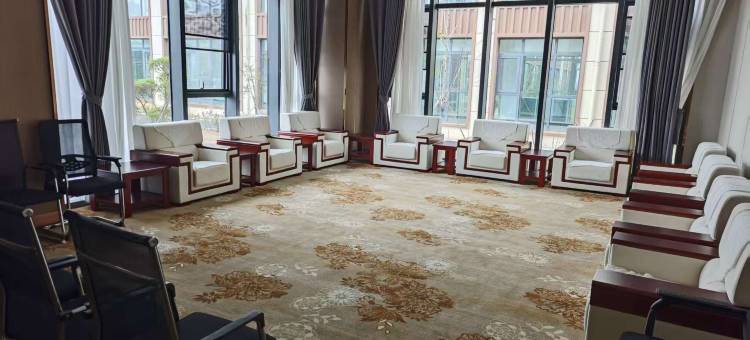 蒙阴莫河农场假日酒店图片