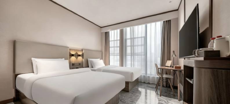 轻住·悦享酒店(淄博八大局盛世大厦店)图片