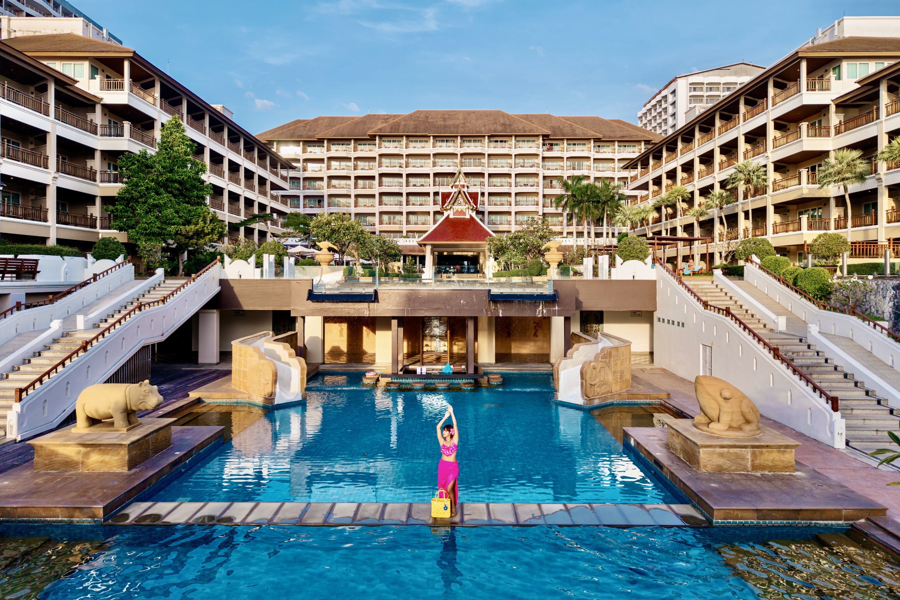 The Heritage Pattaya Beachfront Resort Over view