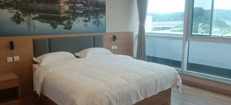 良苑商务酒店(华明产业园店)图片