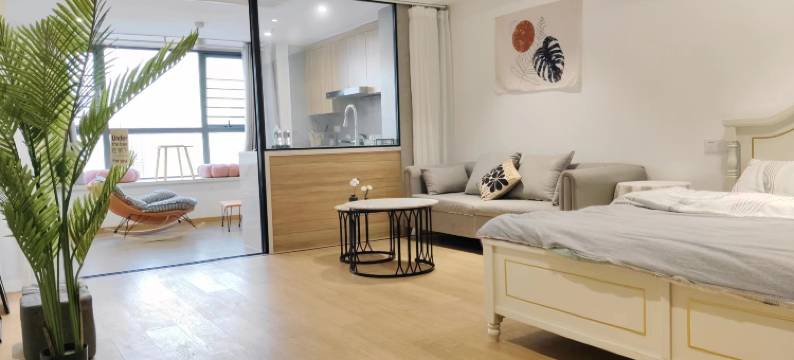 拾肆民宿(昆山高铁南站天虹购物中心店)图片