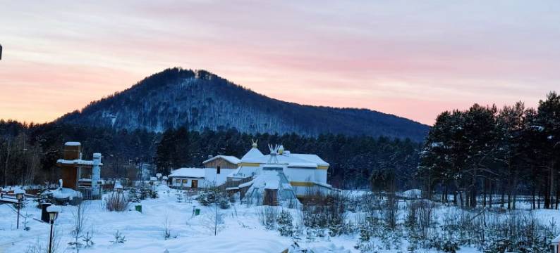 三莫三可·拾叶知悠酒店图片