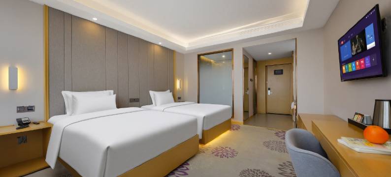 润源酒店(郑州北龙湖湿地公园中州大道店)图片