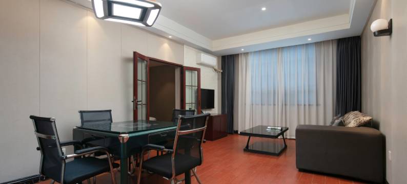 皮皮华府酒店(嘉禾县神农步行街人民医院店)图片