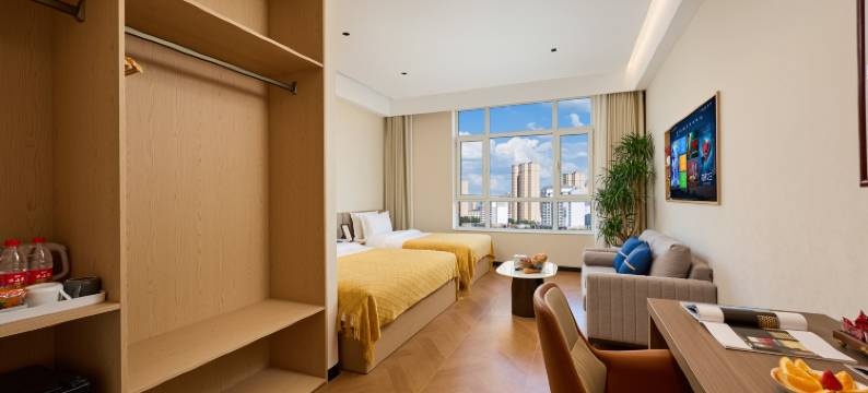 Skyline·拾一庭|高空观景设计师美学民宿(大同古城店)图片