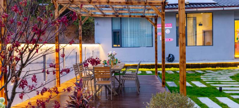 朴居设计师湖景美宿图片