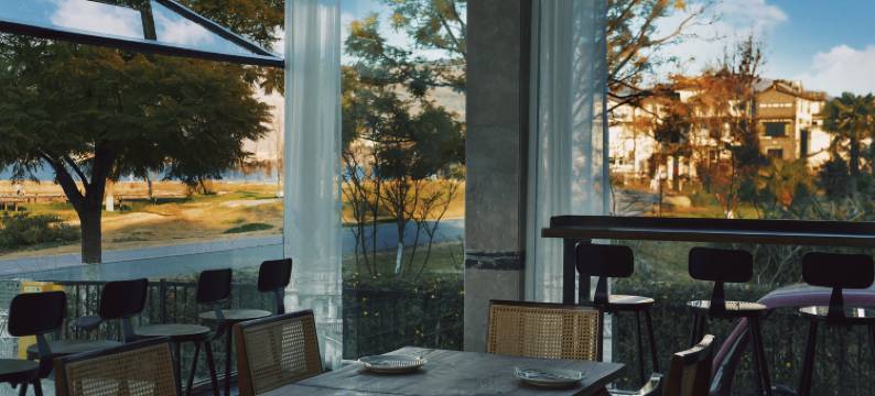 大理听风者海景酒店(洱海生态廊道店)图片