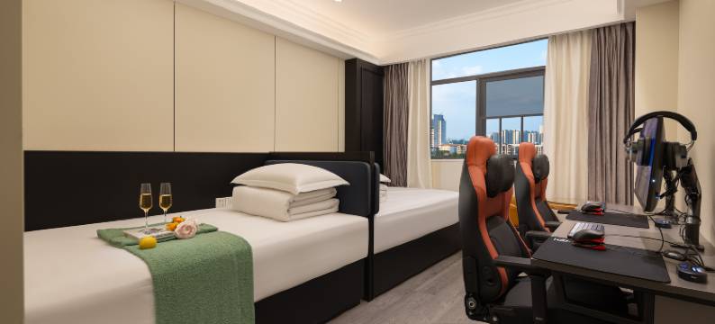 欢洋电竞酒店(五一广场IFS国金中心店)图片