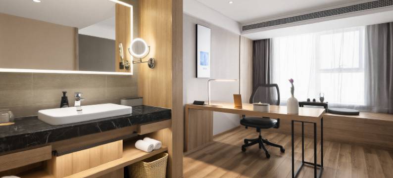 沈阳奥体营盘街地铁站亚朵酒店图片