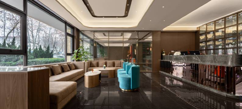 铂雅云尚酒店(龙口通海路保利广场摩天轮店)图片