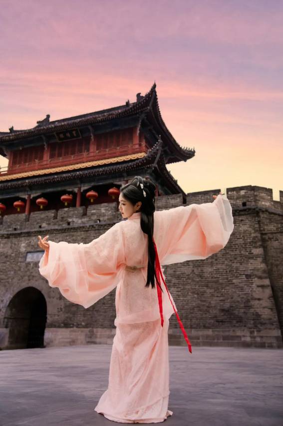 荆州万枫酒店(古城万达店)图片