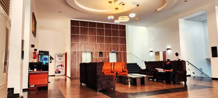 艾罗萨贝斯特韦斯特优质酒店(Best Western Plus Elomaz Hotel)图片