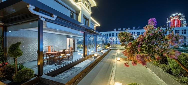 臻悦美境酒店(钦州白石湖公园吾悦广场店)图片