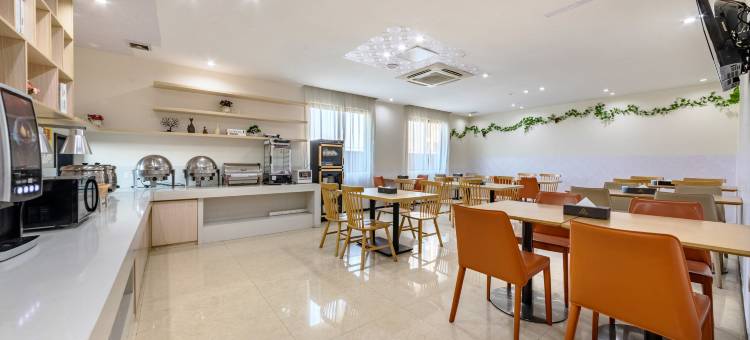 雅朵悦酒店(佛山南海影视城店)图片