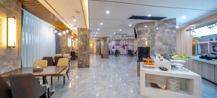 蔚蓝酒店(柳州阳和工业新区一中店)图片