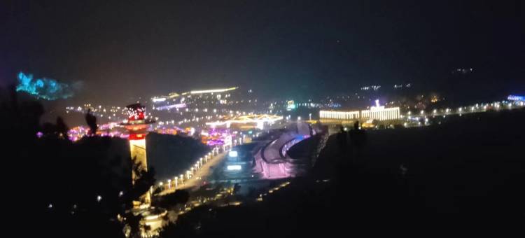 星空小憩民宿(中国天眼科普基地店)图片
