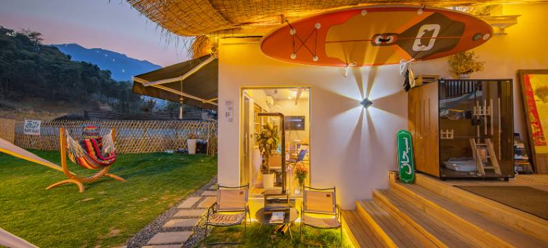 阅山云上·安吉云上草原帐篷美宿(熊猫部落探险乐园店)图片