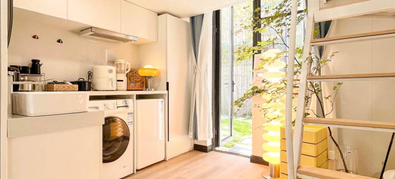 小河迷仓公寓(上海大宁国际马戏城地铁站店)图片